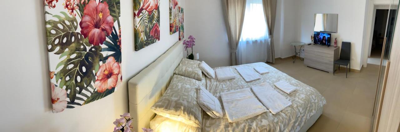 Caserta Royale Apartment Esterno foto